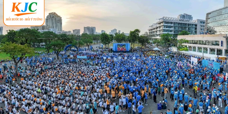 Ý nghĩa của sự kiện 1000 phần quà tặng tại phố đi bộ Bùi Viện, TP.HCM